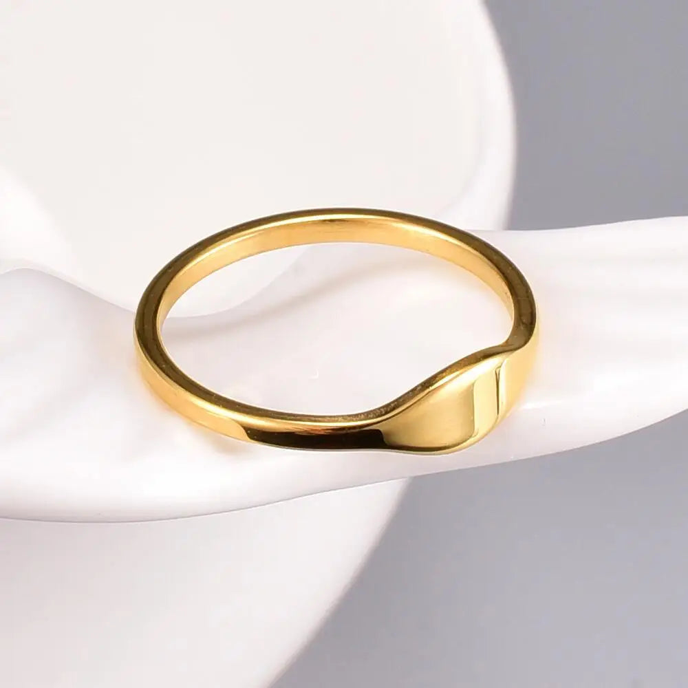 Custom Non-Tarnish Free Waterproof Stainless Steel Ring for Women Thin Finger Blank Ring Engraver for Zodiac Wedding Anniversary