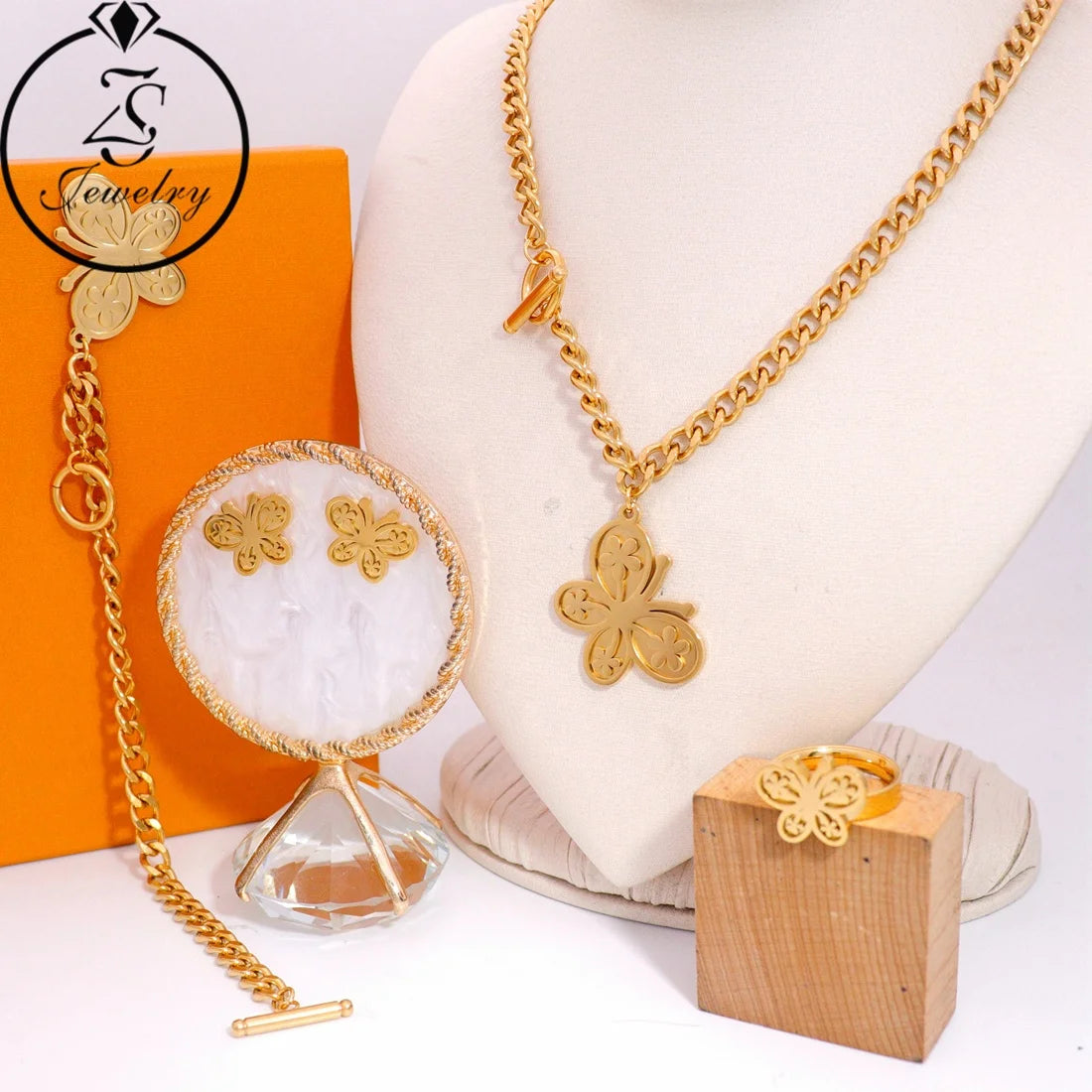Wholesale Women's Butterfly Jewelry Set-Gold Stainless Steel Necklace Earrings Bracelet for Weddings and Parties