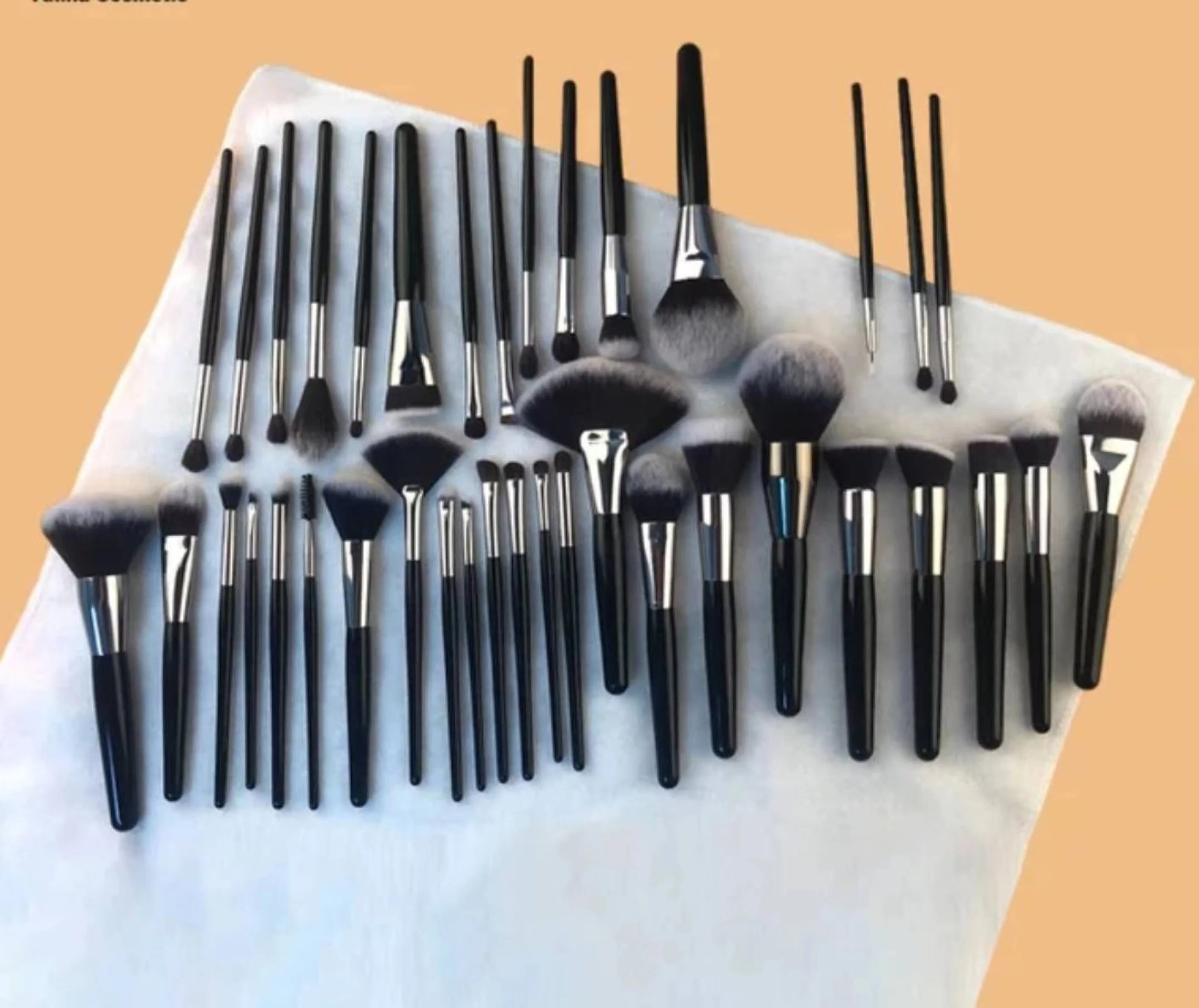Luxury Complete 40 Pieces Professional Makeup Brush Set Private Label Custom Logo Black Make up Brushes