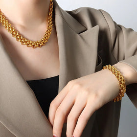 Moge Jewelry Tarnish Free & Waterproof 18K Gold Plated Chunky Toggle Link Chain Stainless Steel Women's Necklace and Bracelet