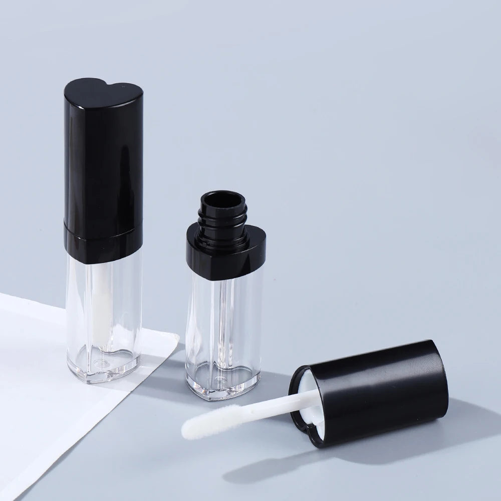 Heart Lip Gloss Packaging 5ml Heart Shape Bottle Shape Lipgloss Tubes With Heart Applicator