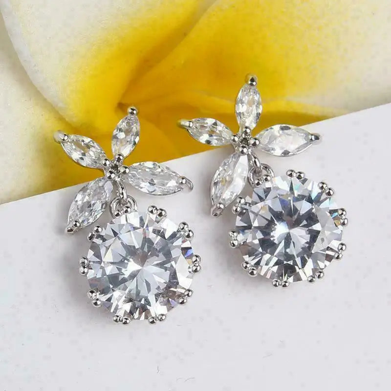 Huitan Lovely Crystal Pure Leaf Round Diamond Drop Earring Brilliant Lady Korean Sweet Women Dainty Earrings