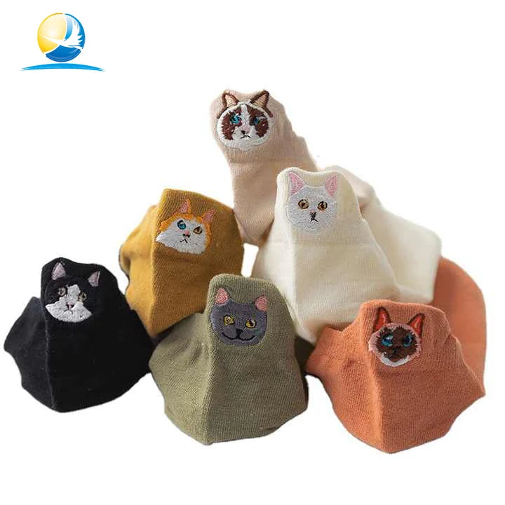Colorful comfort Breathable Teen Girl Meias Calcetines Cartoon Cotton Women Cat Embroidery Crew Invisible Socks
