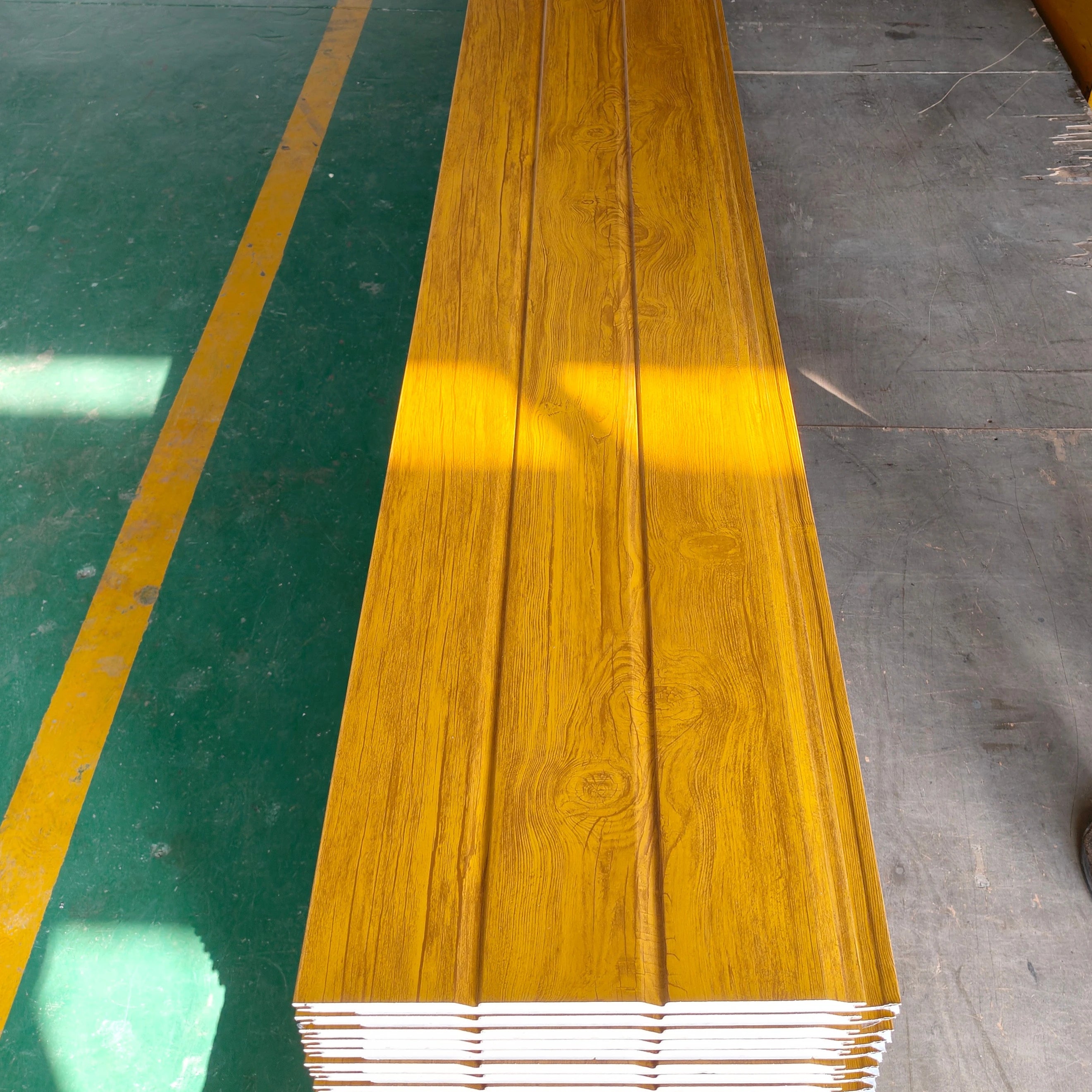 Modern Design Spanl SGW32-06 Steel Outdoor Wall Renovation PU Metal Cladding Teak-Wood Color Eco-Friendly Fire Resistant for