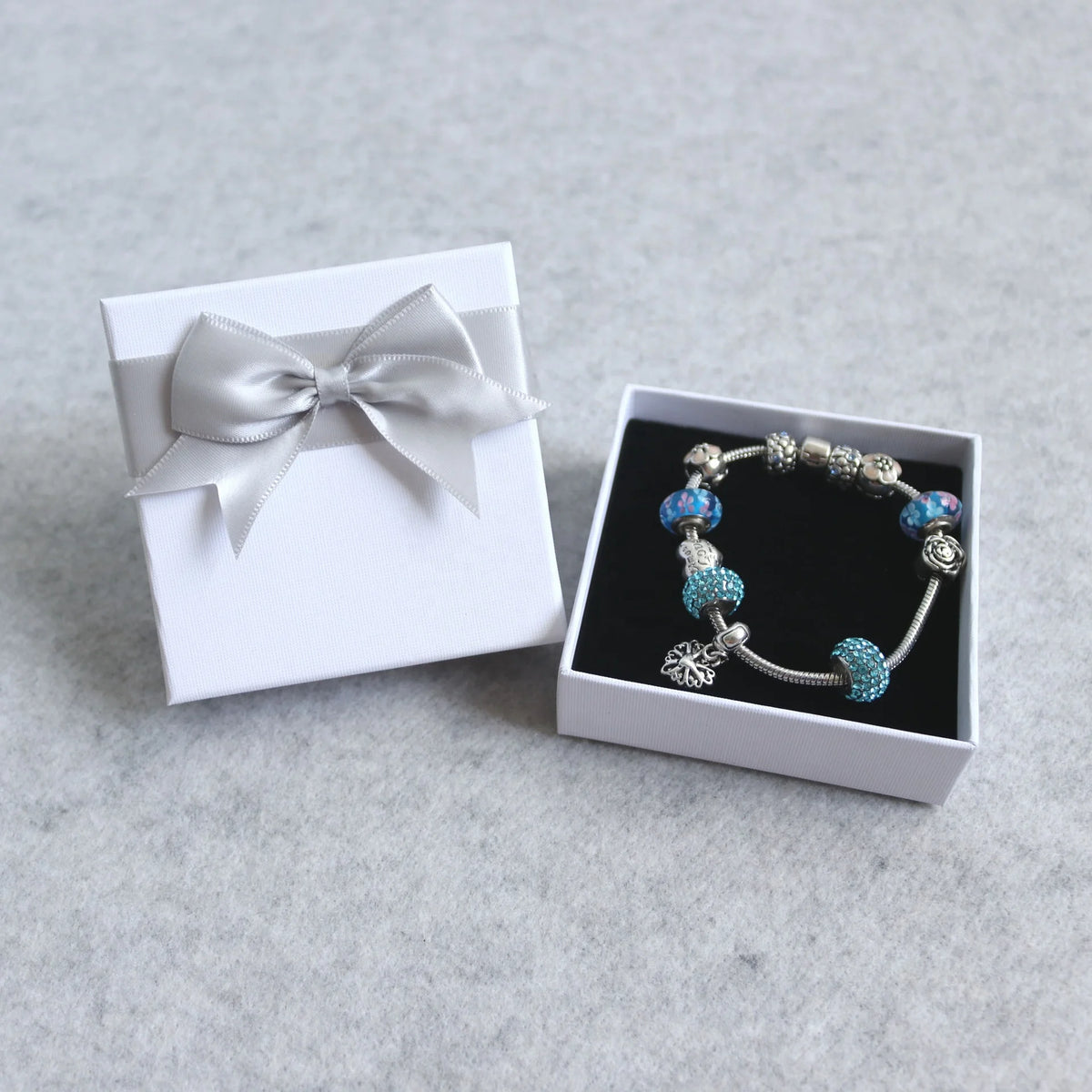 Factory Wholesale Custom Luxury Paper Gift Ring Necklace Bracelet Pendent Jewelry Packaging Box MegaBDM