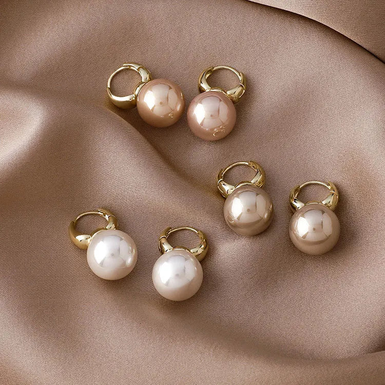 SC High Grade Single Big Pearl Drop Earrings Women Personalized Chic White Pink Gray Pearl Huggie Earrings for Teen Girls