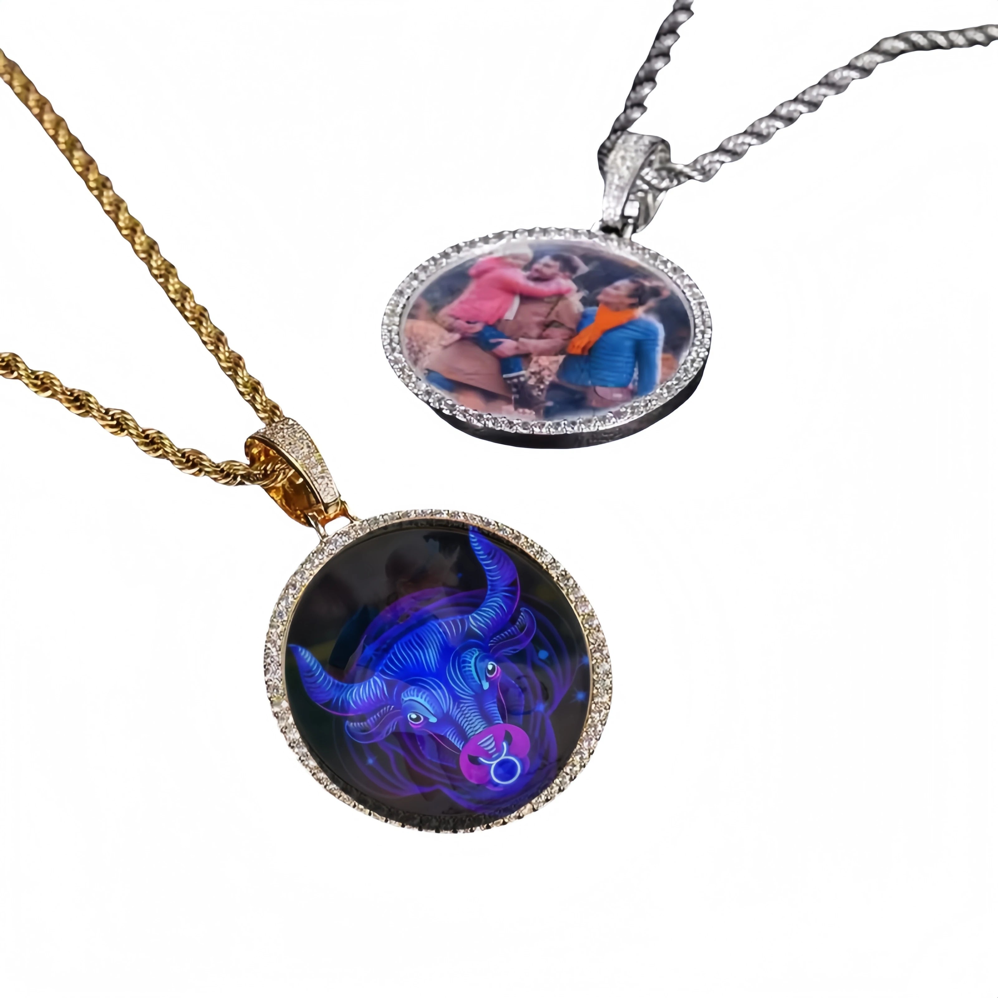 European American Custom Photo Butterfly Crystal Rhinestone Pave Setting Pendant Necklace Brass Inlay Trendy Unisex Personalized