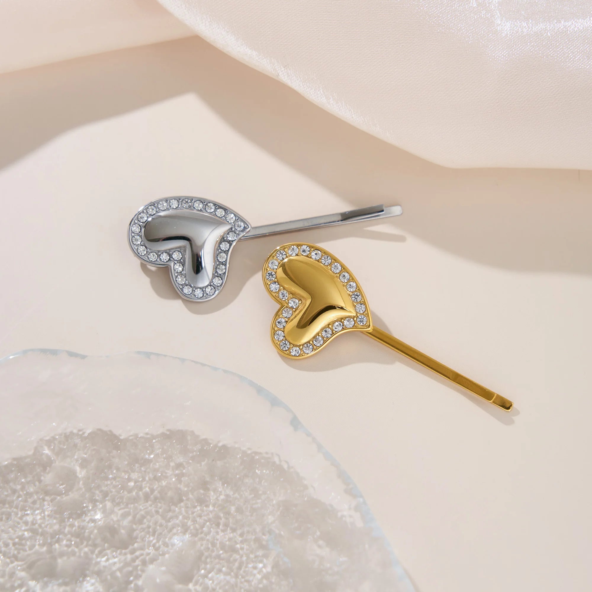 Dazan New HOT 18k Gold Plated Stainless Steel Vintage Iced Out Zircon Love Heart Hair Clip Hair Accessories Youth Girl Jewelry