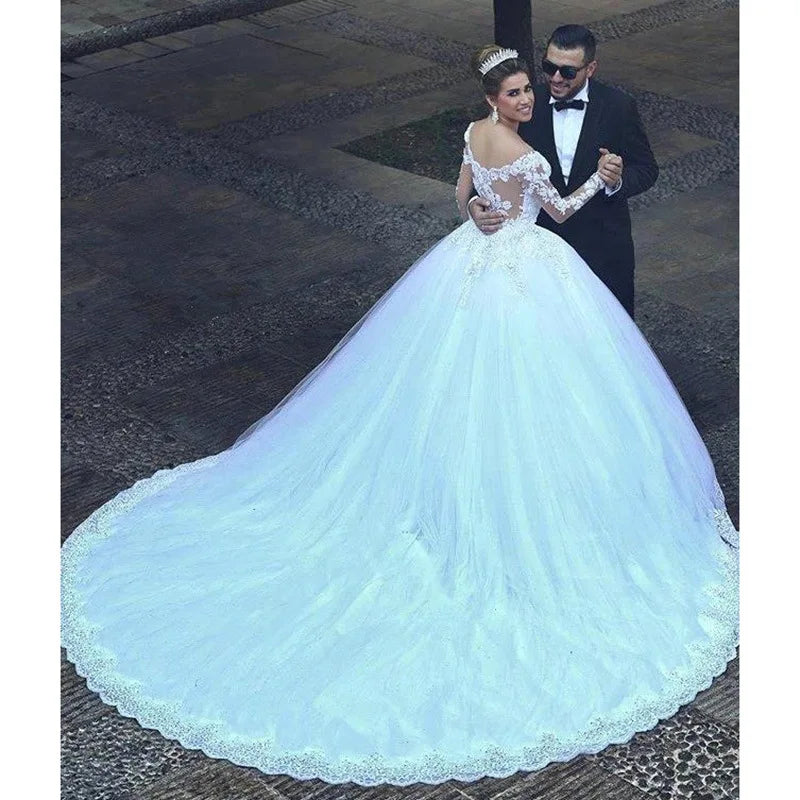 2023 New European and American Bride Temperament Elegant Modern Lace Embroidery Court Style Wedding Dress with Floral Appliques