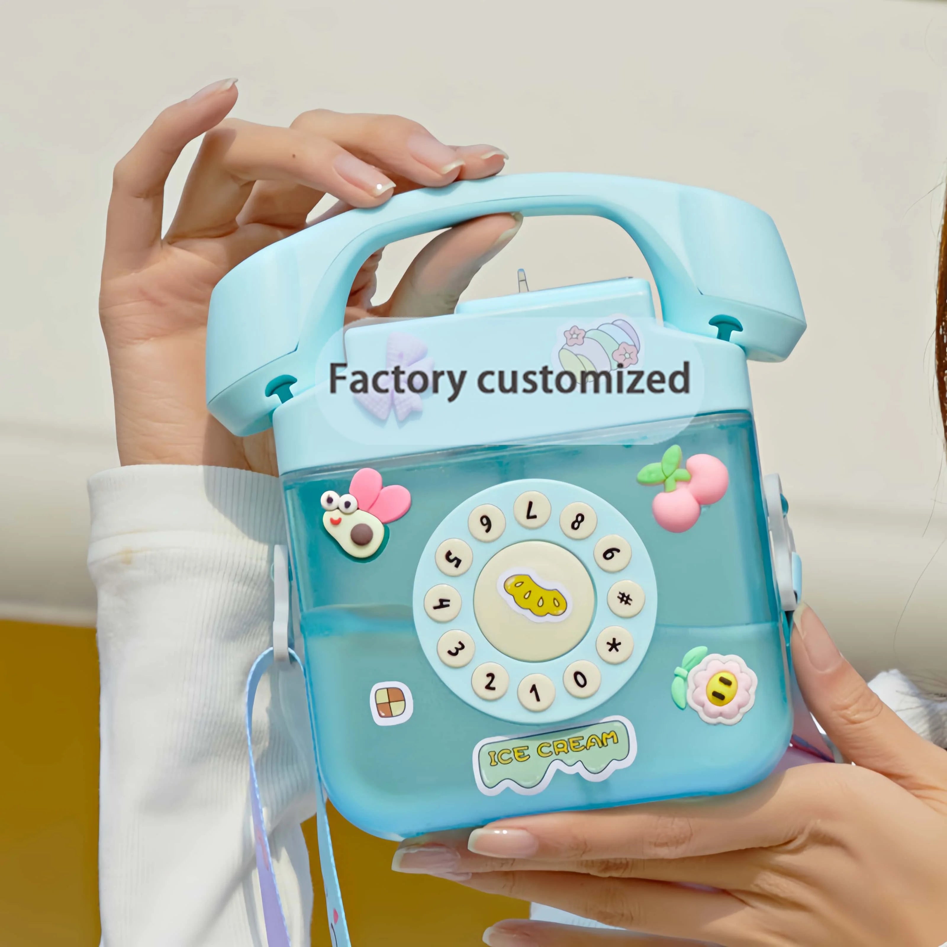 Factory Wholesale Customization New Cute Creative Phone Plastic Cup Slant Strap Cute Water Bottle