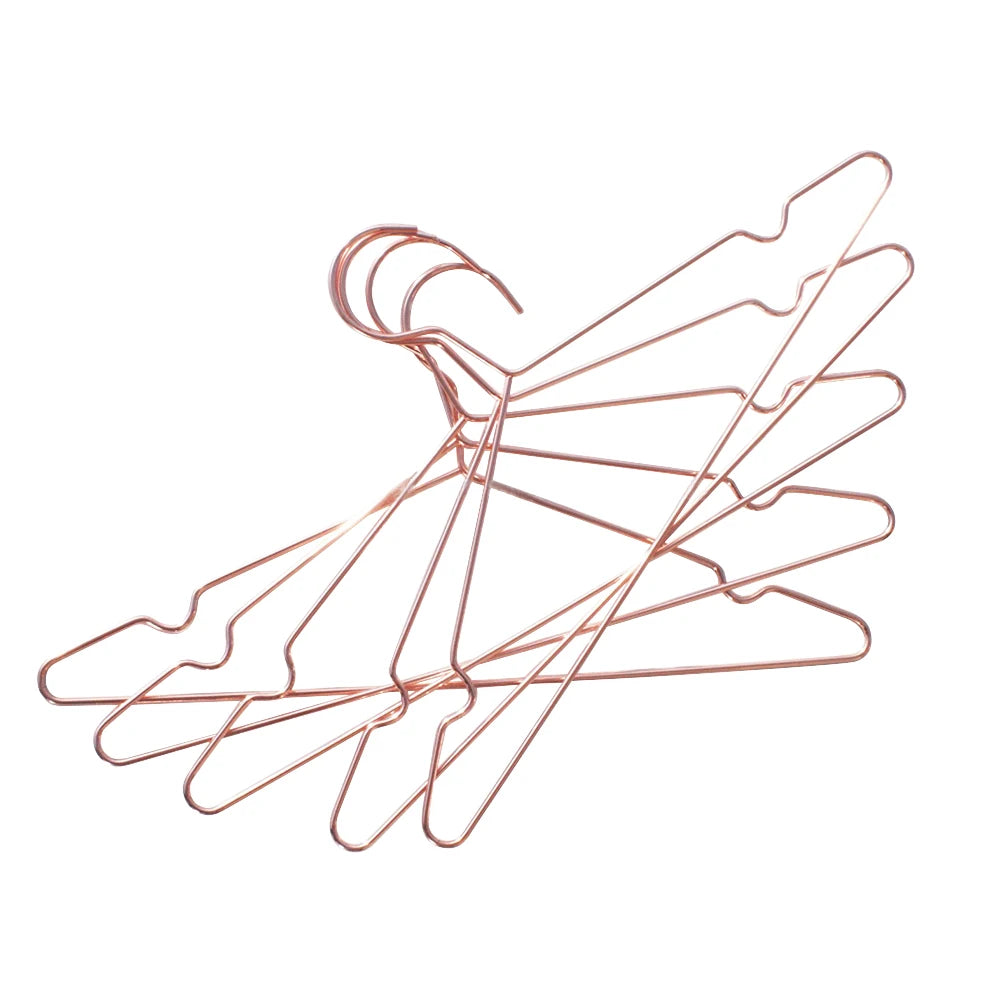 Yikai New Creative Metal Clothes Rack Hanger for Dress