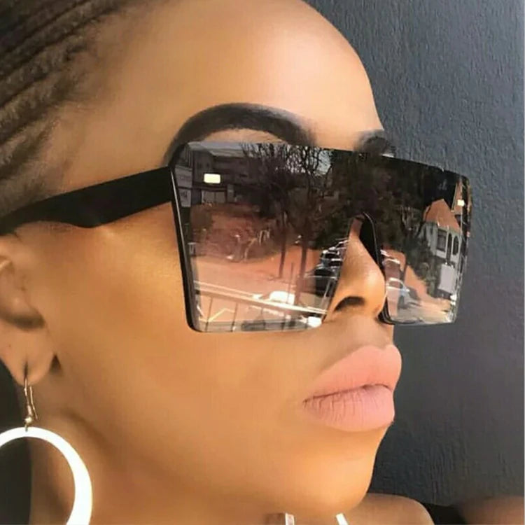 Kenbo Eyewear Hot Selling Fashion Oversized One Piece Lens Women's Square PC UV400 Sunglasses Lightweight Trendy with Rivet