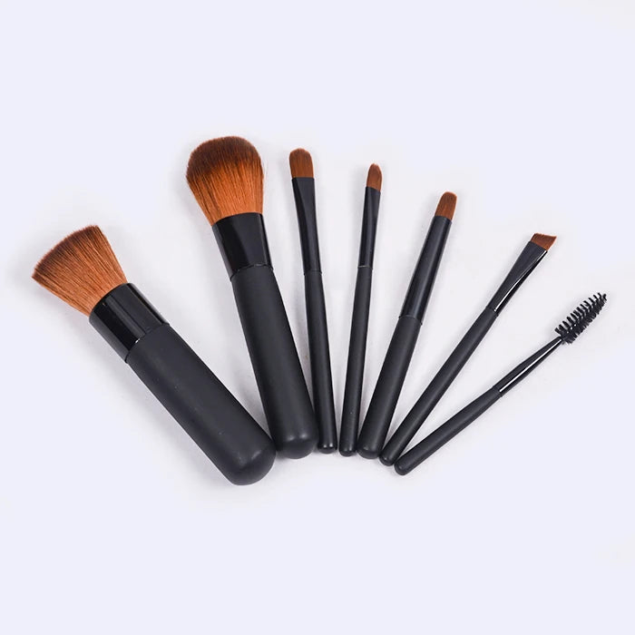 Dongshen 7 Piece Concealer Ready Face Makeup Brush Set Private Label Travel Synthetic Hair Vegan Wood Handle with Bag