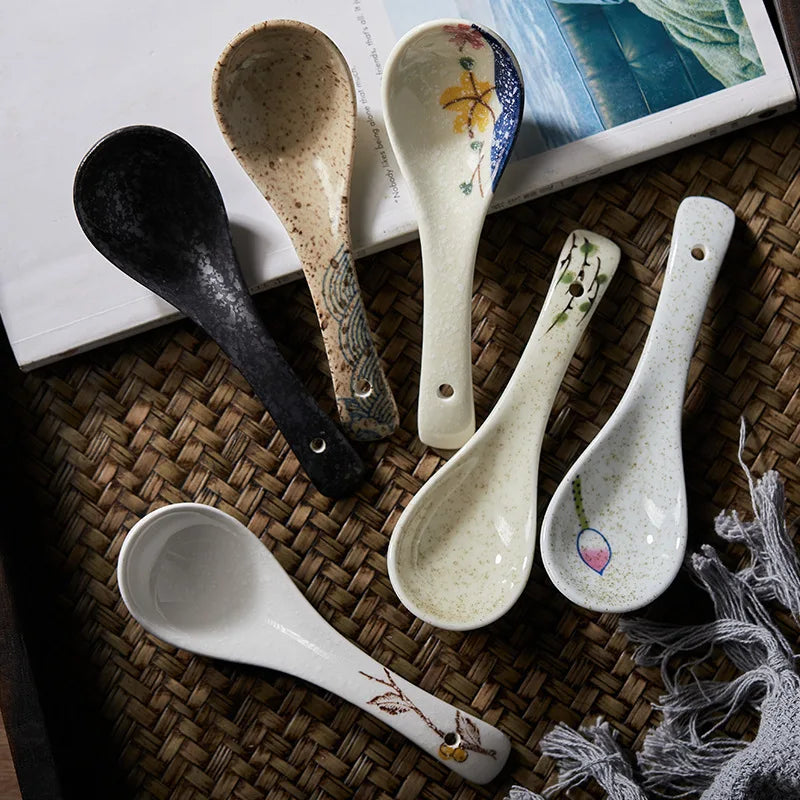 Japanese Ceramic Rice Spoons Ins Hand-painted Household Lovely Long-handle Soup Lovely Tableware Spoons Wholesale
