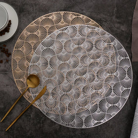 Luxurious Eco-Friendly PVC Silver Round Waterproof CE Certified Placemat Coasters 6pcs Set for Wedding Home Kitchen Table Decor