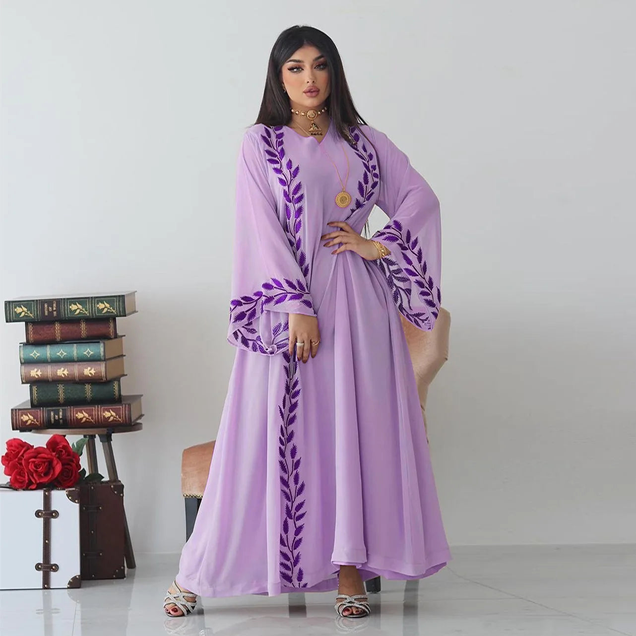 Dubai Fashionable 2 Piece Abaya Embroidery Pattern Design Wide Sleeve Dubai With Attached Hijab for Muslim Women