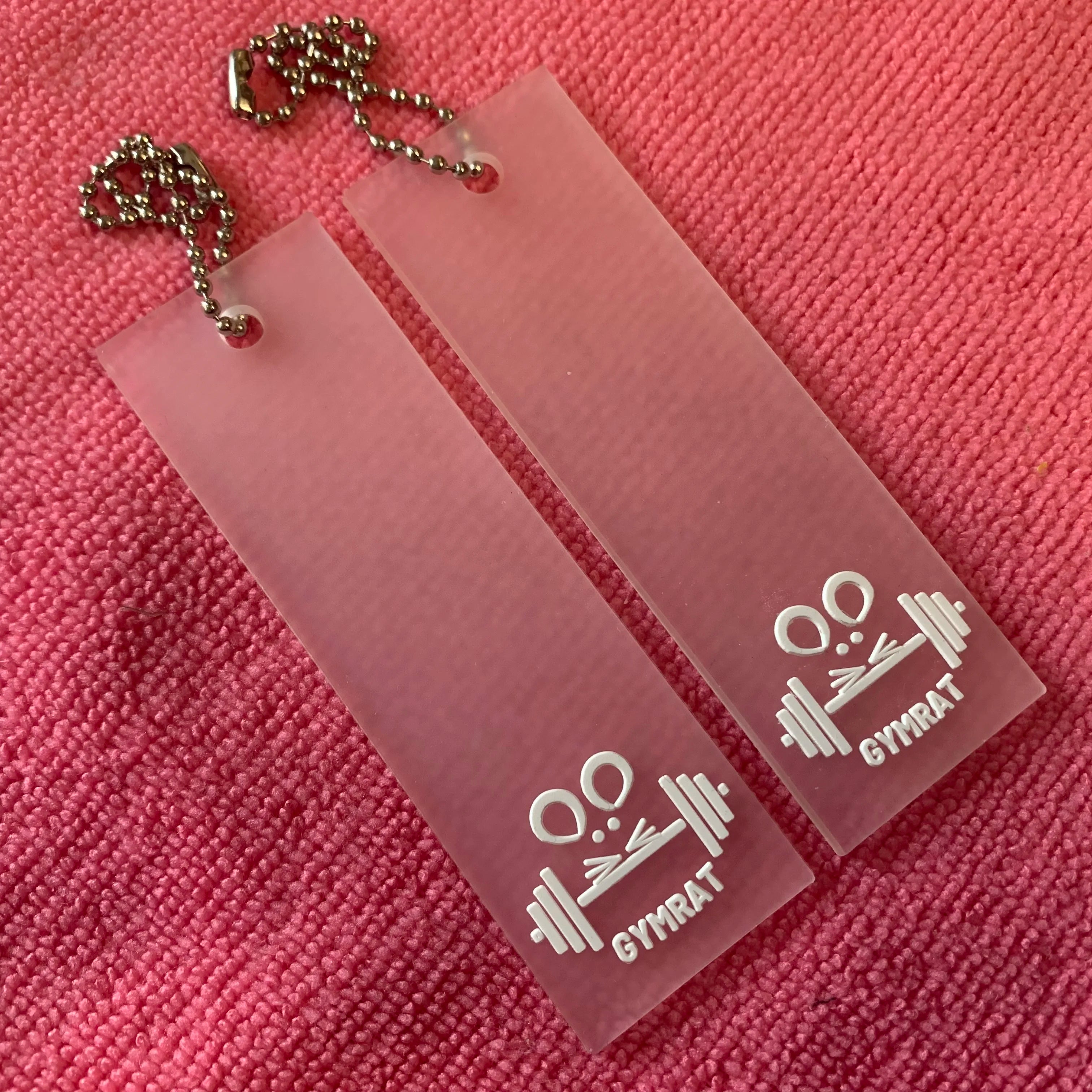 Frost Surface Convex logo Transparent Label Rubber Hang Tagwaterproof Garment clear Rubber Swing Tag With Ballchain String