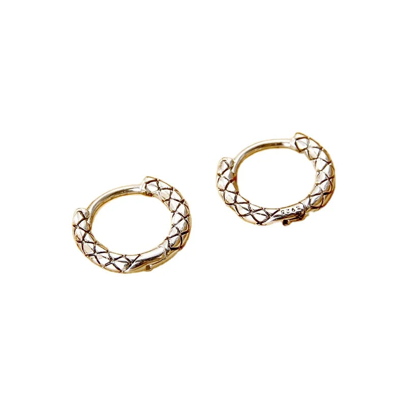 Factory Directly Wholesale 925 Sterling Silver Simple Fashion Retro Hoop Earring for Women Jewelry 2023