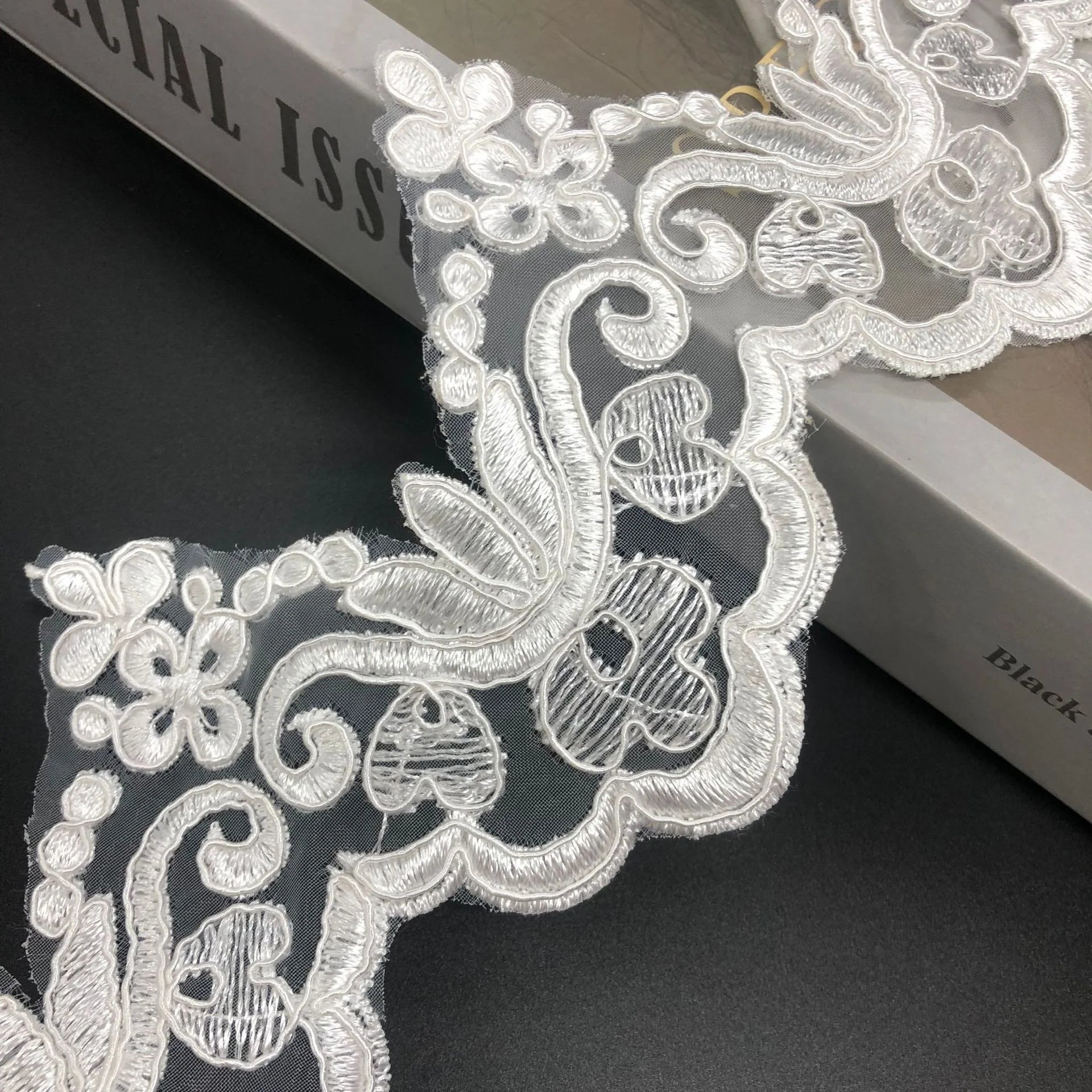 Bridal White Polyester Trimming Lace Embroidery Designs Manufacturers Guangdong LT2427B