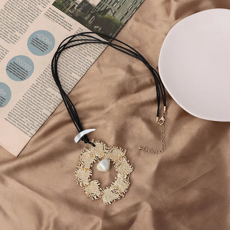 TongLing European Heart Charm Long Sweater Necklace Geometric Necklace for Daily Life