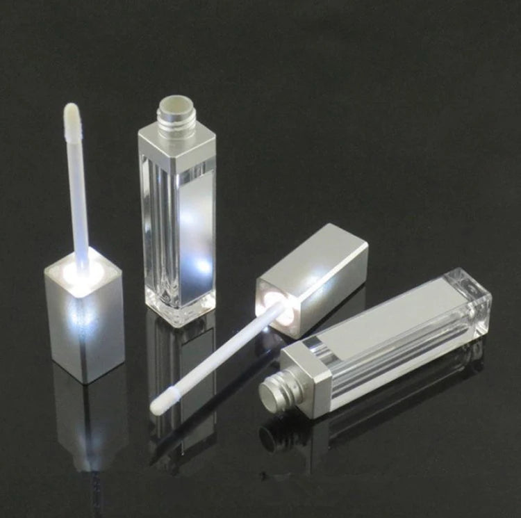 Stock Luxury Empty 7ml Black Silvery pink Lip Gloss Containers Bottle Custom Logo Gold Lip Gloss Tube With Led Light and Mirror