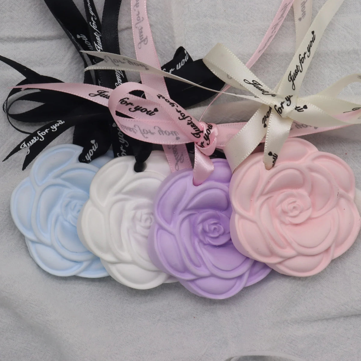Elegant Camellia Flower Gypsum Car Vent Clip Eco-Friendly Long Lasting Fragrance Scented Plaster Air Freshener Women Interior