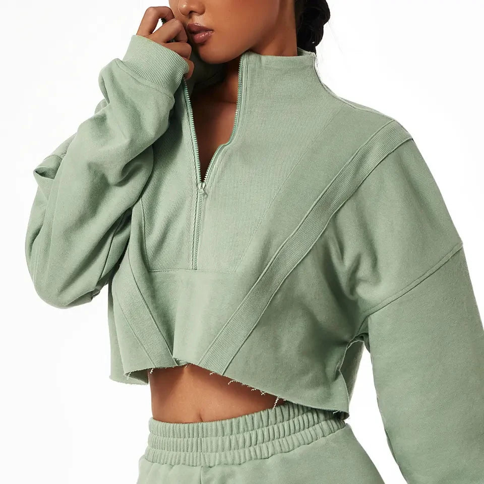 OEM Customizable Solid Pattern Zip Hoodie Crop Top Y2K Style Women's Fitness Sports Workout 2-Piece Set for Winter