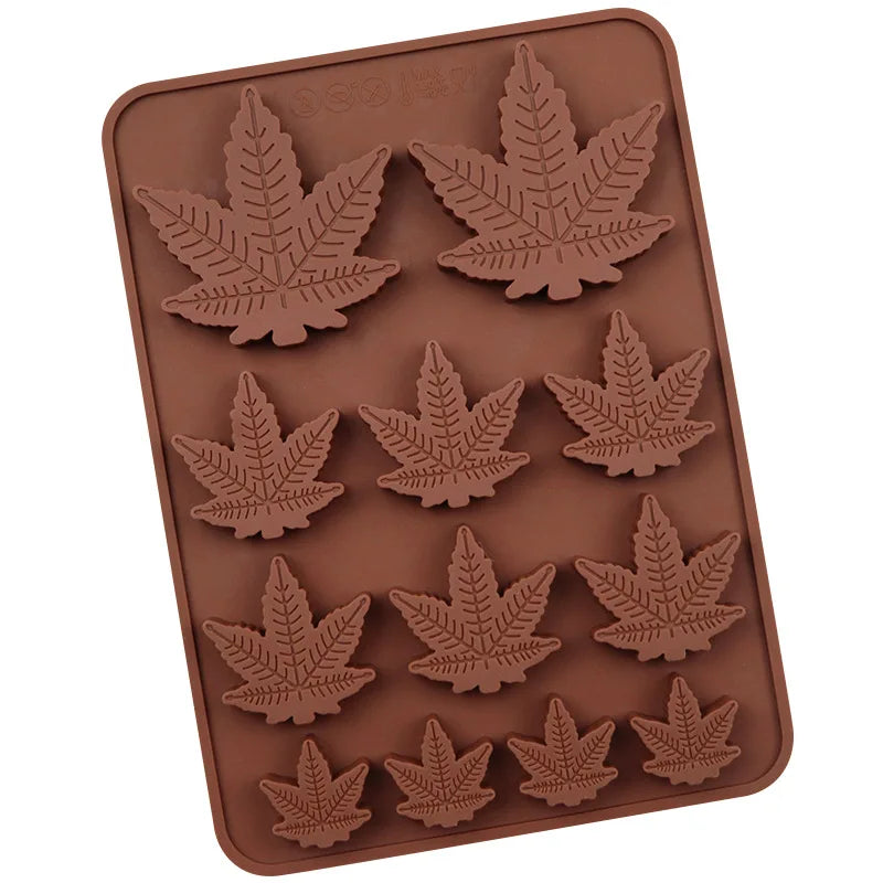Saffron 12 Cavity Maple Leaf Silicone Mold for Candy Chocolate Cake Baking Maple Leaf Silicon Mold