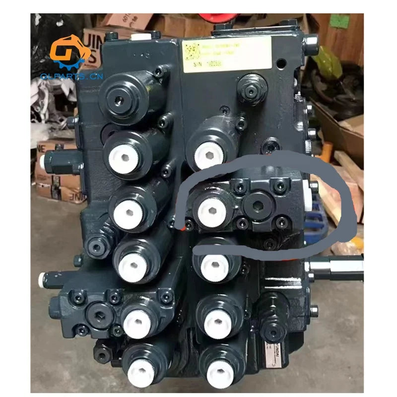 Original New R290LC-9 R300LC-9 Excavator Original Main Control Valve distribution Valve 31Q8-17000 31Q8-17002P