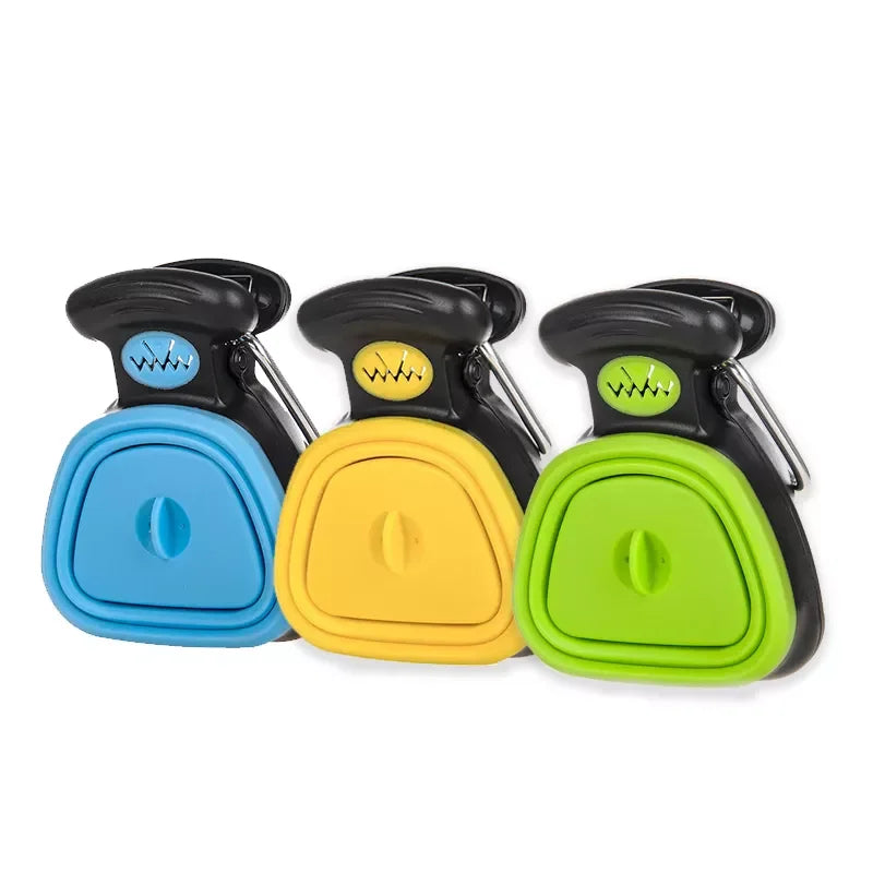 Portable Eco-Friendly Dog Poop Scooper Sanitary Dog Waste Pick-Up with Waste Bag Dispenser Made of Plastic and Silicone