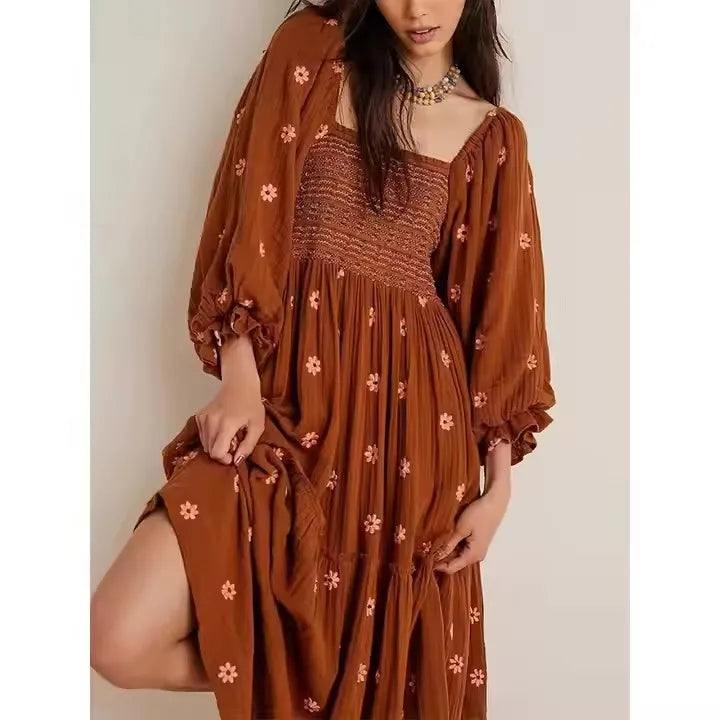Bohemian Summer Beachwear Dresses Bodycon Lantern Sleeve Square Neck Tiered Flowy Dress Women's Flower Embroidered Long Dress
