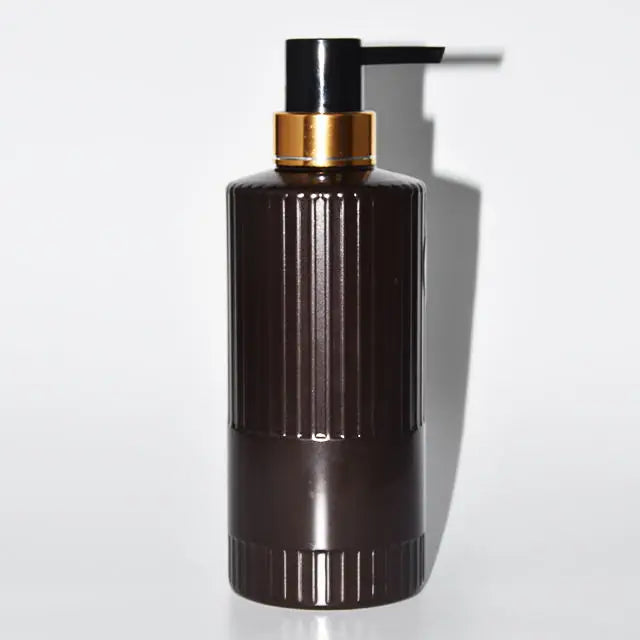 Luxury Cosmetic Lotion Packaging 500ml Face Cream Black Custom Plastic Bottle with Airless Pump Cap