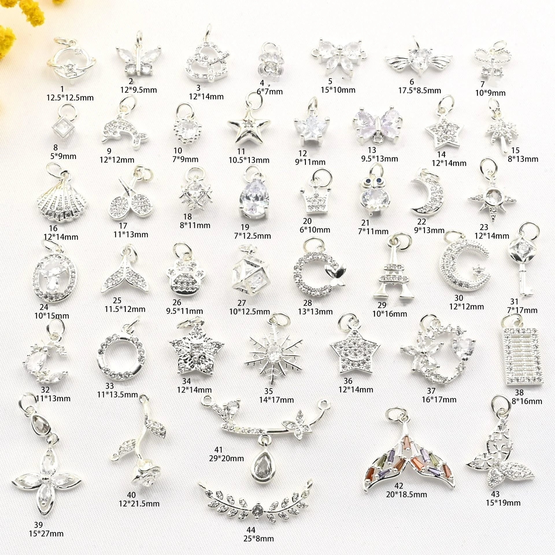 Simple 7-13mm Zircon Butterfly Tail Butterfly Branch Flower Shell Hollow Star Circular Pendant Charm for DIY Jewelry Accessories