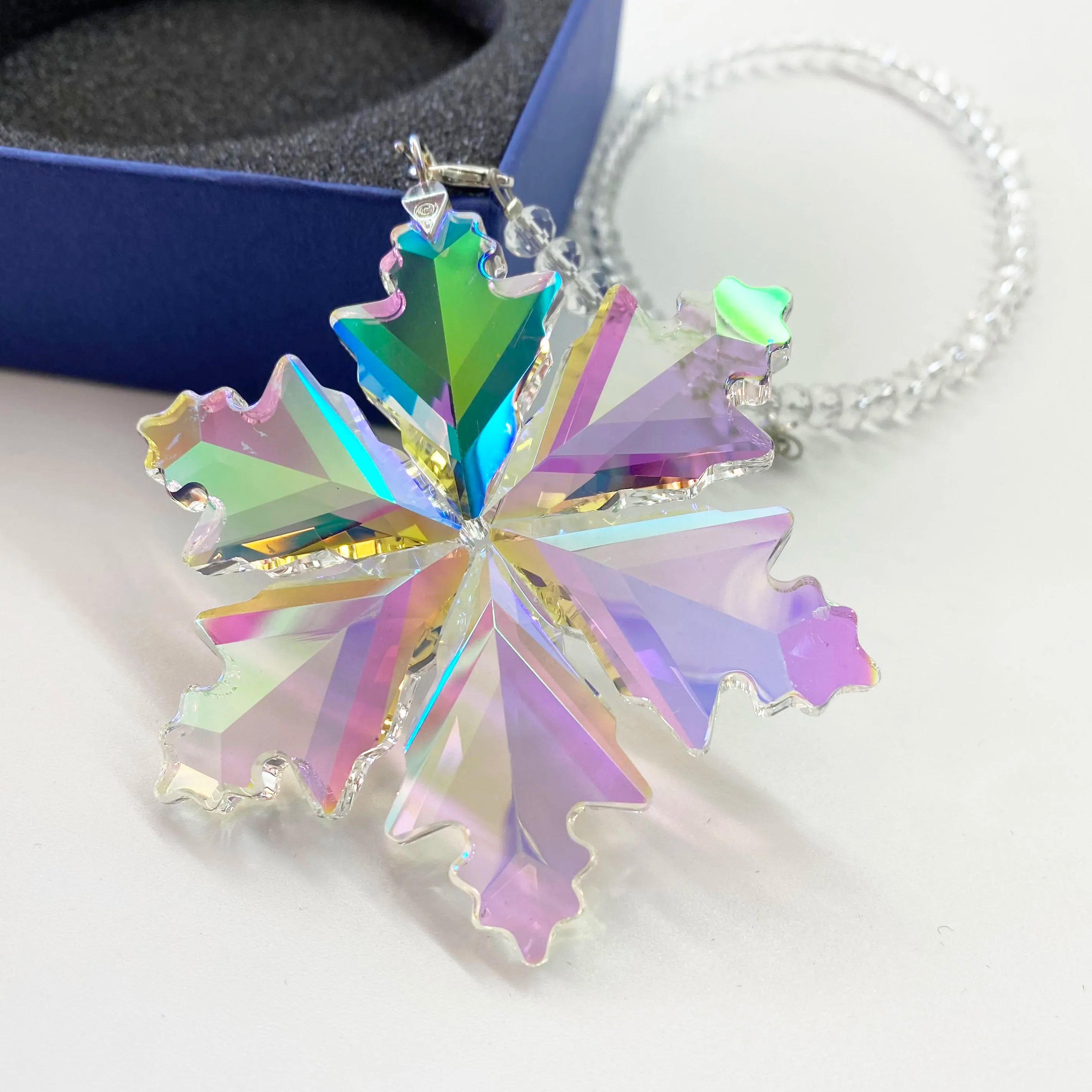 Shining Star K9 Crystal Snowflake Ornament for Christmas Gift or Wedding for Car Mirror Hanging Decor