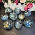 Kindfull Wholesale Nature High Quality Crystals Healing Stones Labradorite Sphere With Strong Flash Crystal Ball for Decoration