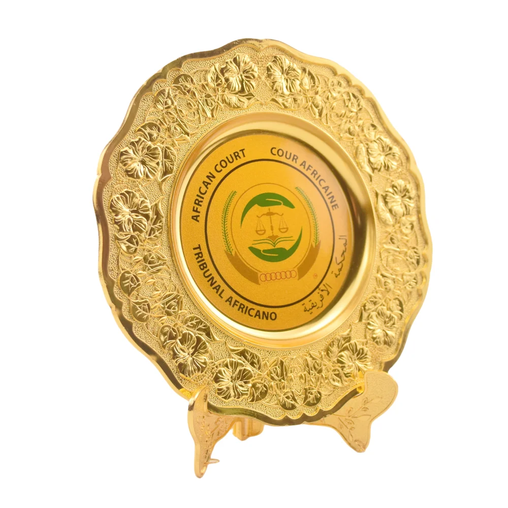 Celebrate Heritage with This Elegant Decorative Metal Plate Commemorative African Court Souvenir Plate for Home