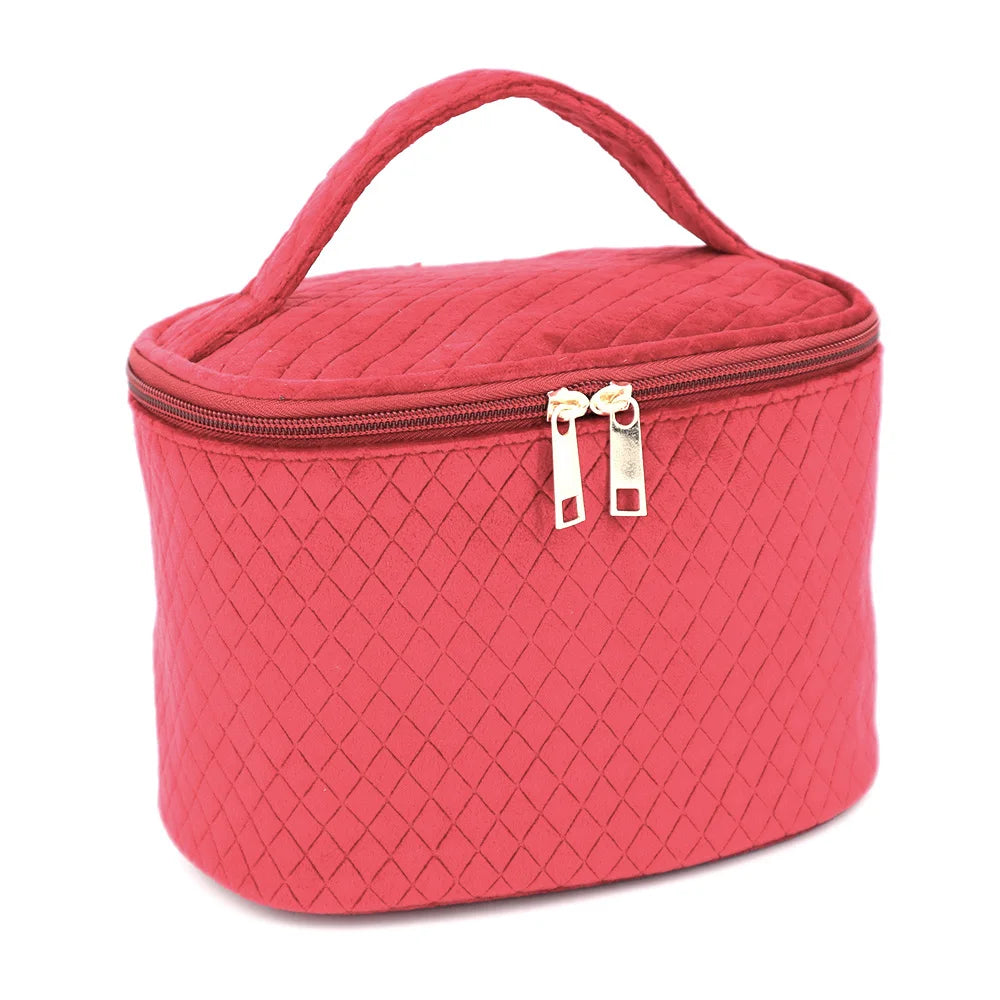 Custom Velvet Cosmetic Case Wholesale Portable Makeup Bag Quilted Storage Bag Stand up Toilet Zipper Bag for Women OEM