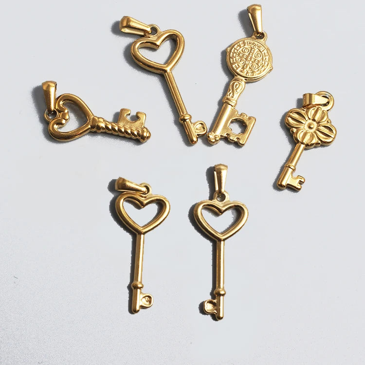 Women Dainty Key Charm Pendant Stainless Steel 18k Real Gold Plated Religious Saint Christopher Key Charm Heart Key Pendant