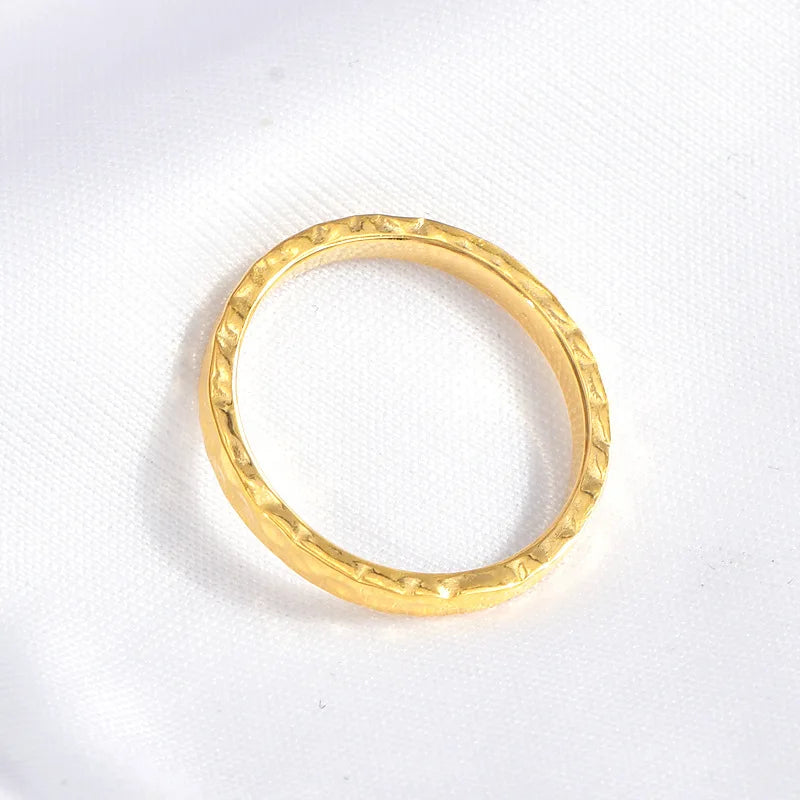 New Arrival Irregular Texture Hammered Stainless Steel Ring 18K Gold Plated Jewelry Waterproof Not Fade Couple Wedding Ring