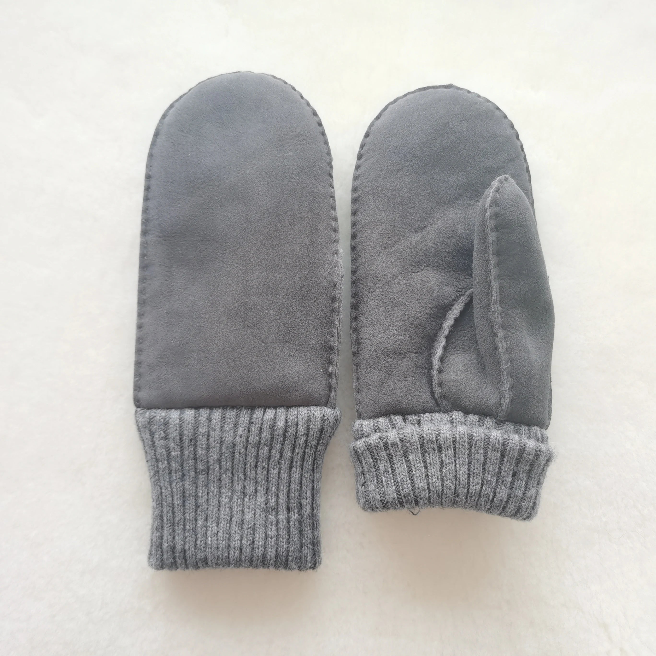 Sample Support Genuine Double Face Lamb Fur Leather Gloves Soft Warm Hand Feel Plain Style for Men and Ladies Outdoor Winter