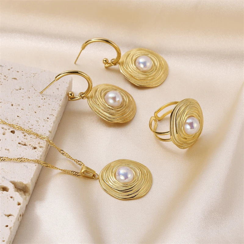 Wholesale Luxury Gold Stainless Steel Plated Women's Jewelry Set Inlaid Pearls for Weddings Parties Includes Necklace Ring