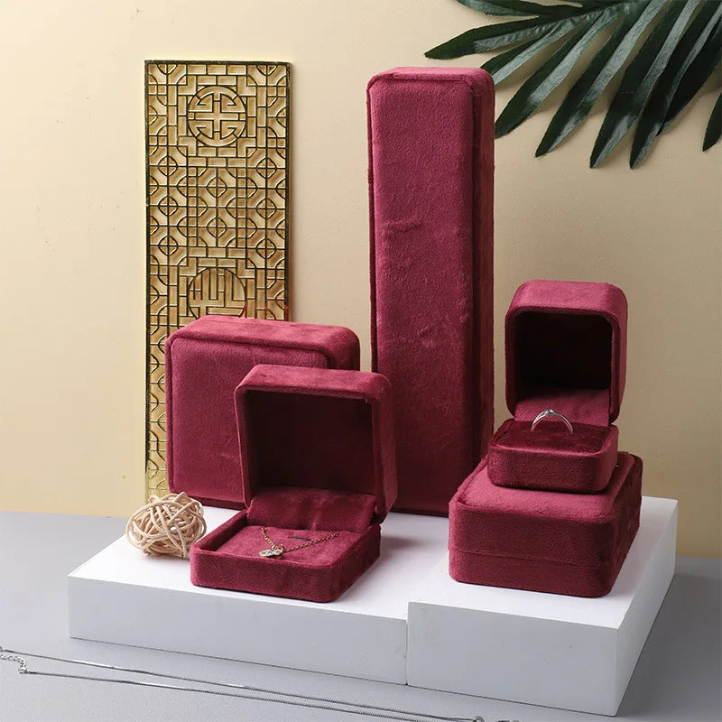 Ring Gift Box Wholesale Velvet Gift Custom Printed Romantic Jewelry Box Jewelry Packaging Velvet Custom Packaging for Jewelry
