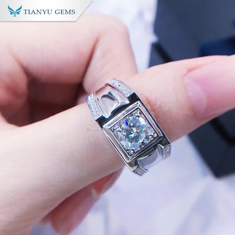 Tianyu Gems 18k Gold Plated Fine Jewelry 0.5ct 1.0ct Vvs Mossanite Silver 925 Sterling Mens Diamond Ring Men Moissanite Diamonds
