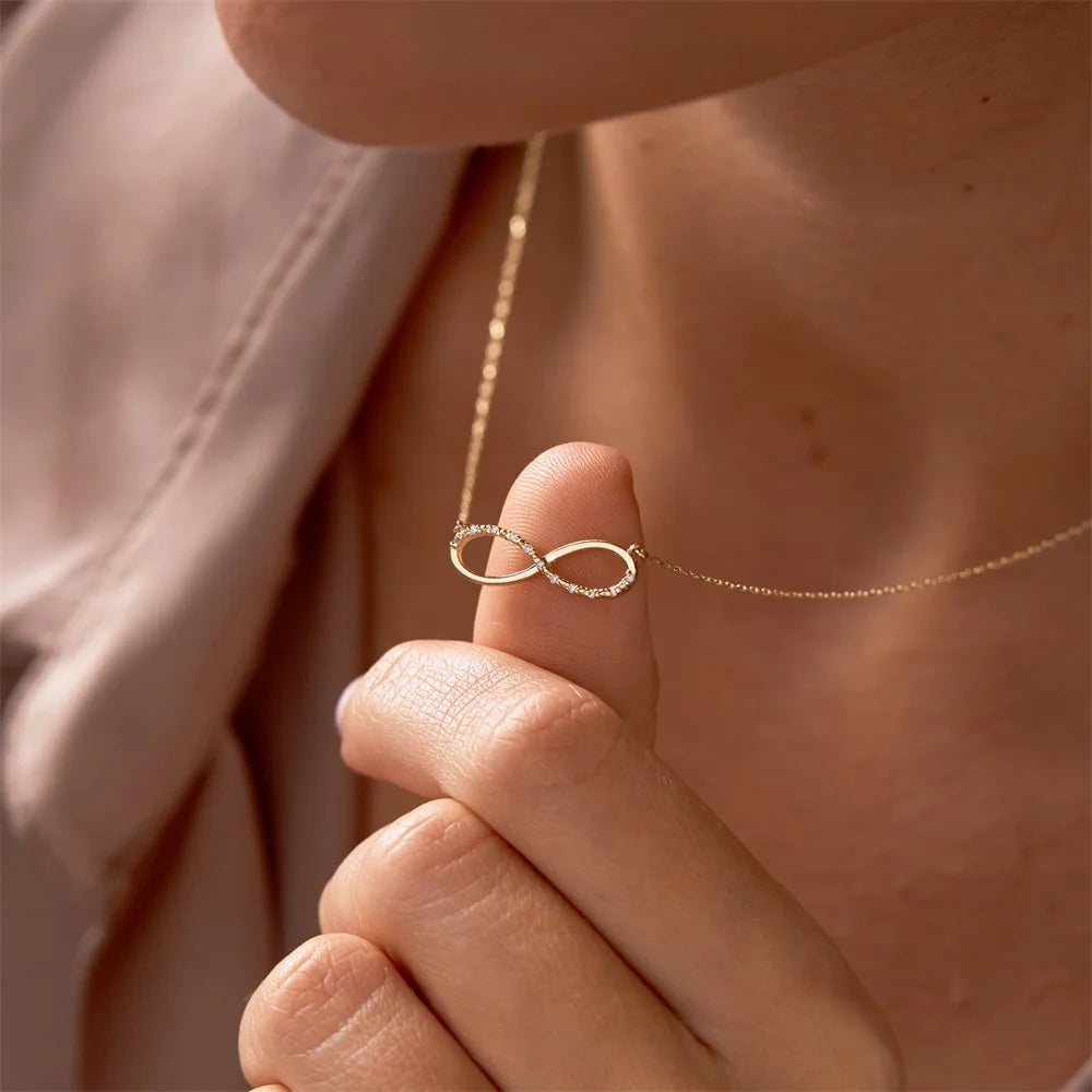Simple Fashion PVD Gold Plating Stainless Steel Zircon Love Infinite Sign Pendant Necklace for Women Girls
