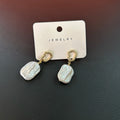 Handmade 100% Natural Baroque Freshwater Pearl Earring 12-15mm Width with Flower Design for Gifts or Parties