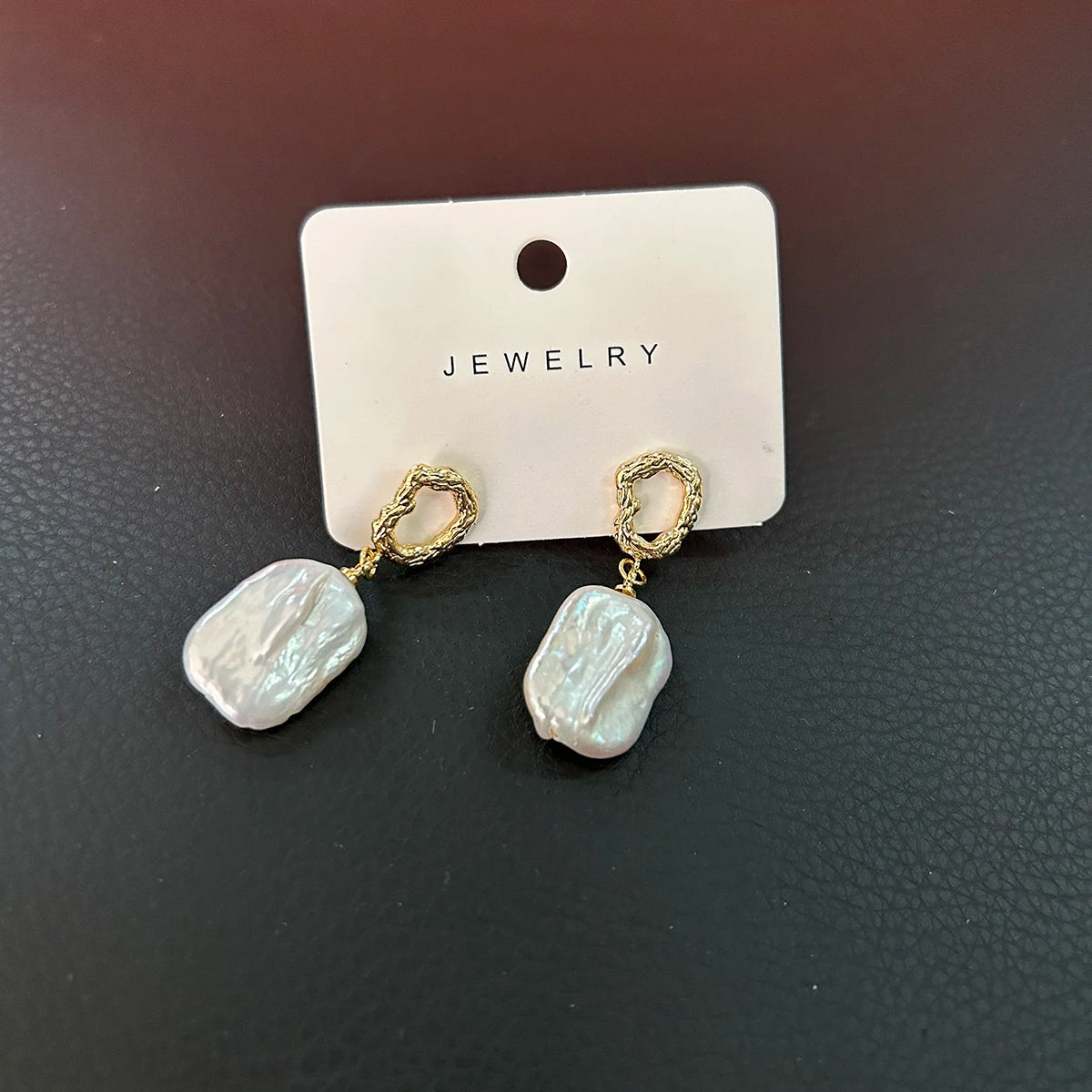 Handmade 100% Natural Baroque Freshwater Pearl Earring 12-15mm Width with Flower Design for Gifts or Parties