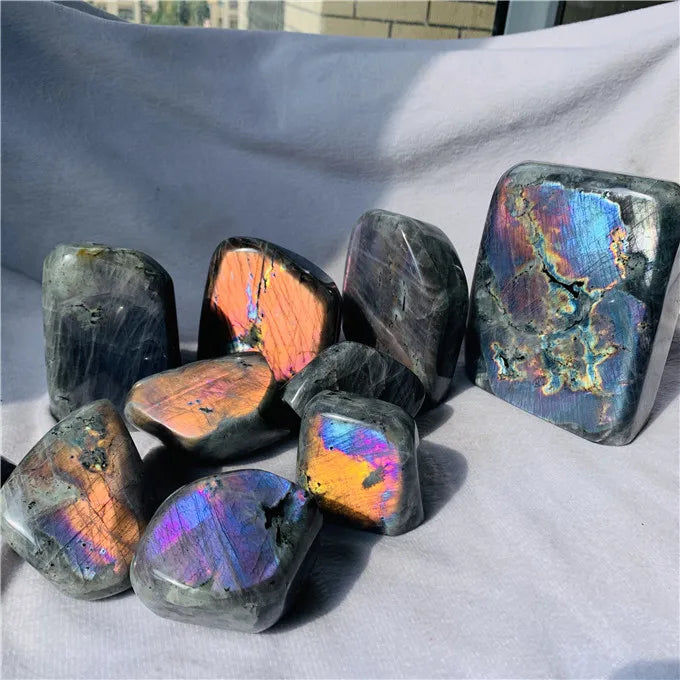 High Quality Wholesale Rainbow Stones Crystal Purple Labradorite for Decoration