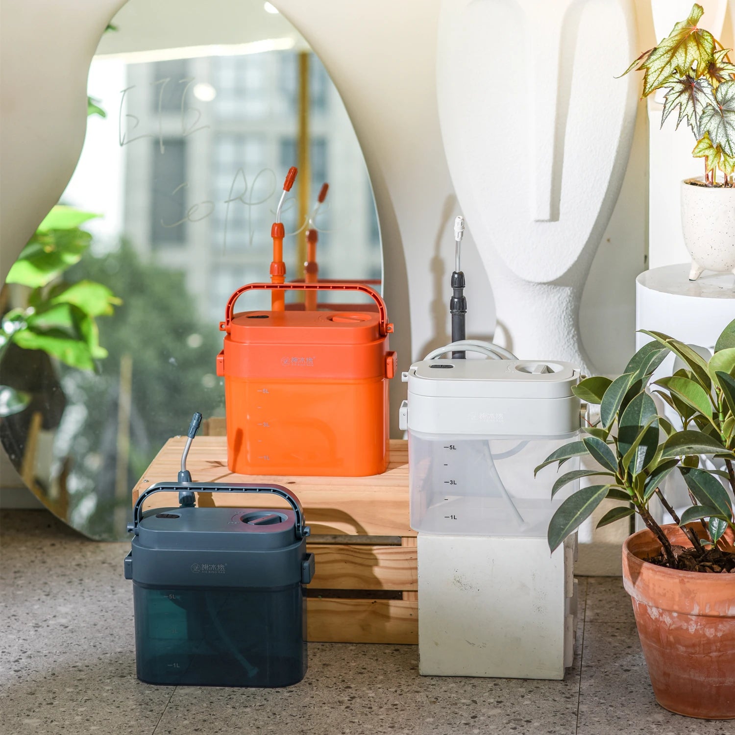 1.3 Gallon USB Rechargeable Knapsack Mini Electric Sprayer 5L Home Garden Greenhouse Aquaculture Adjustable Medicine Spraying