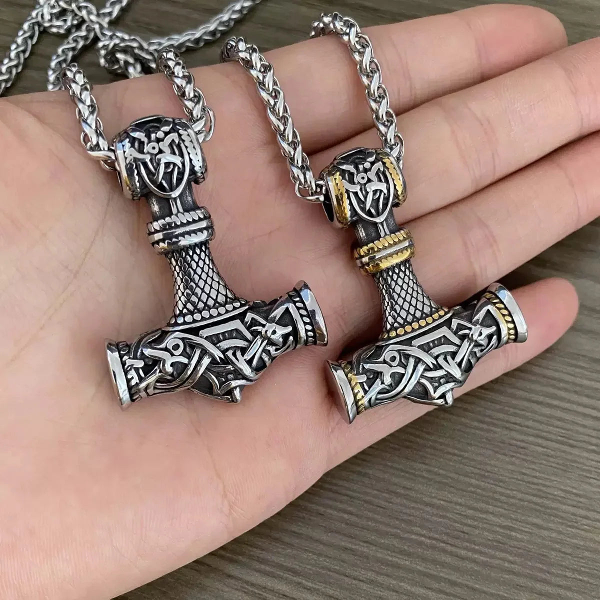Stainless Steel Viking Vintage Thor Hammer Necklace Wolf Head Pendant Nordic Religious Men's Fashion Accessory Jewelry