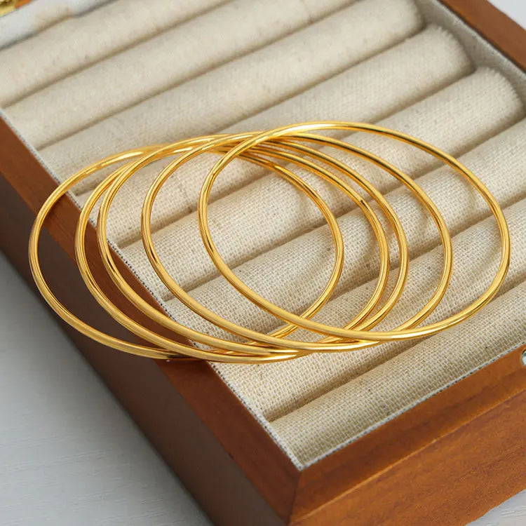 Tarnish Free Plain Color Stainless Steel Bracelets Bangles High Polished Shiny 2mm Thin 18K Gold PVD Plated Bangles for Women